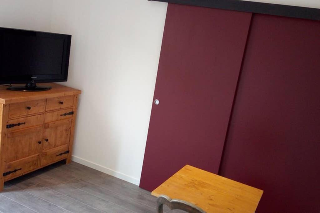 Studio Avec Jardin Au Pied Du Revard Dans Villa อิกซ์เลส์แบ็งส์ ภายนอก รูปภาพ